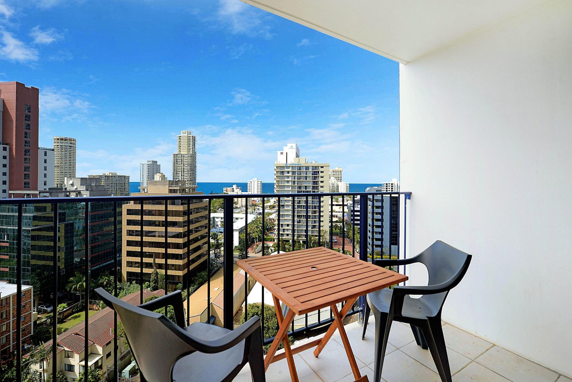 Condor Apartments By Gold Coast Premium Exterior photo