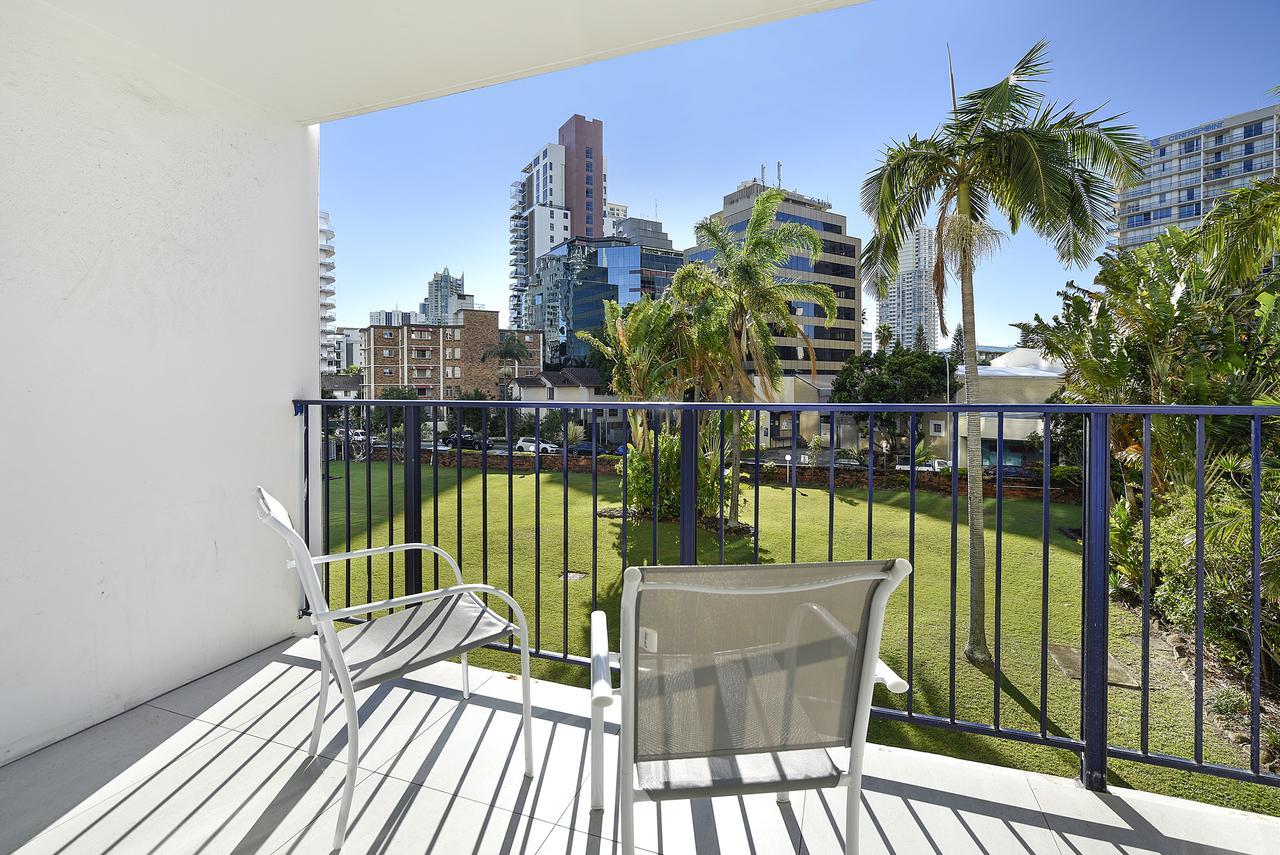 Condor Apartments By Gold Coast Premium Exterior photo