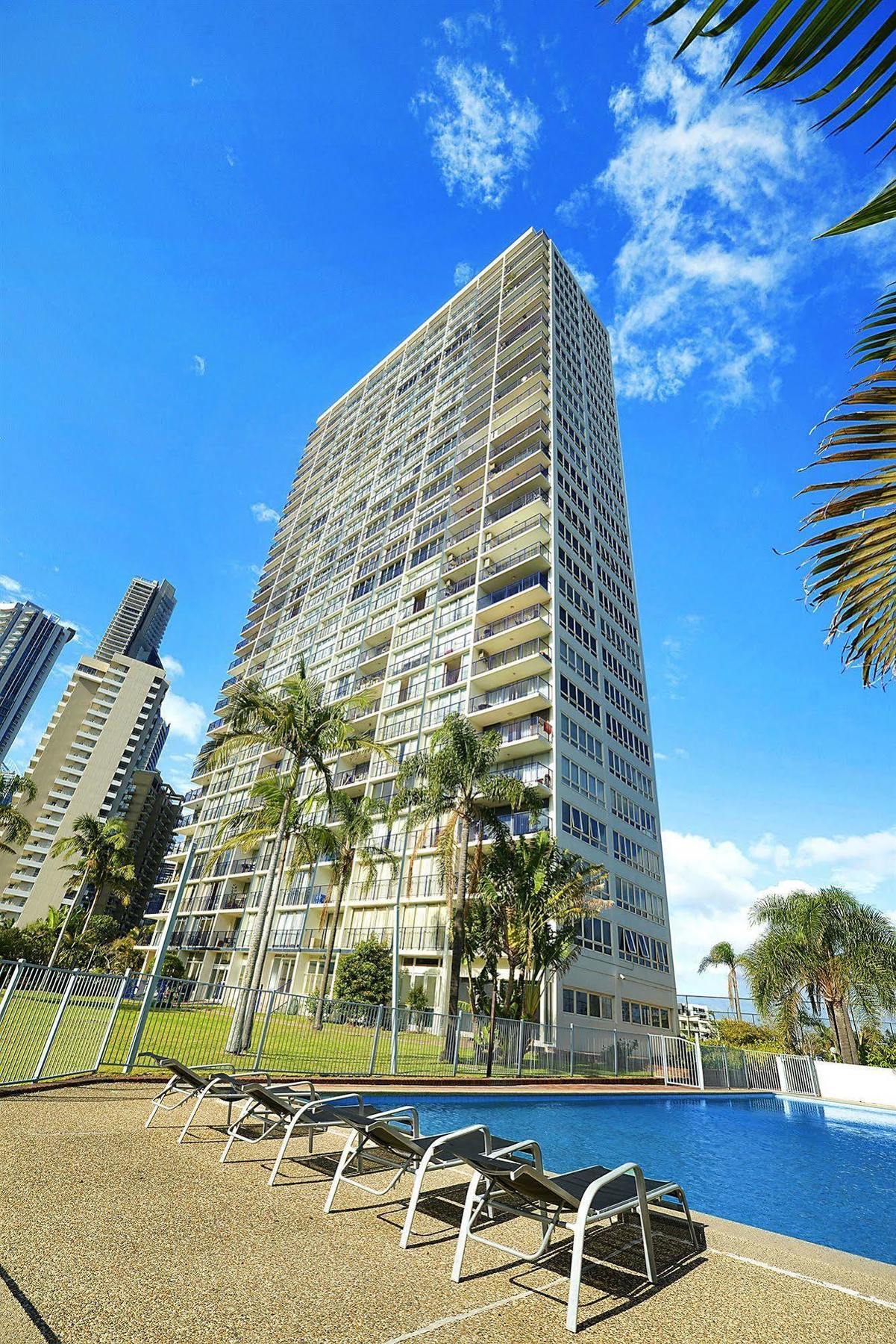 Condor Apartments By Gold Coast Premium Exterior photo